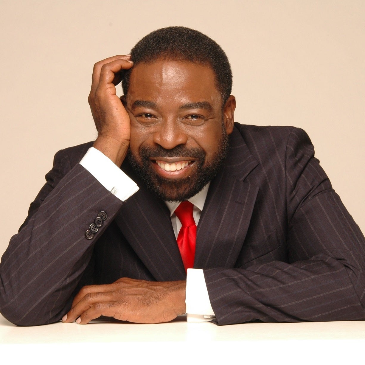 The 78-year old son of father (?) and mother(?) Les Brown in 2023 photo. Les Brown earned a  million dollar salary - leaving the net worth at  million in 2023